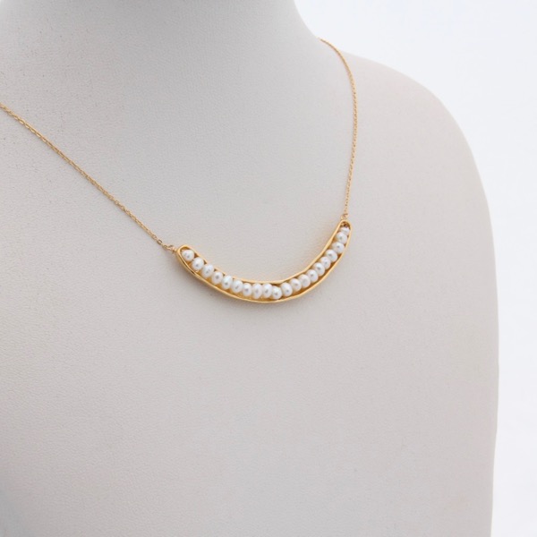 Gold Sea Pod Crescent