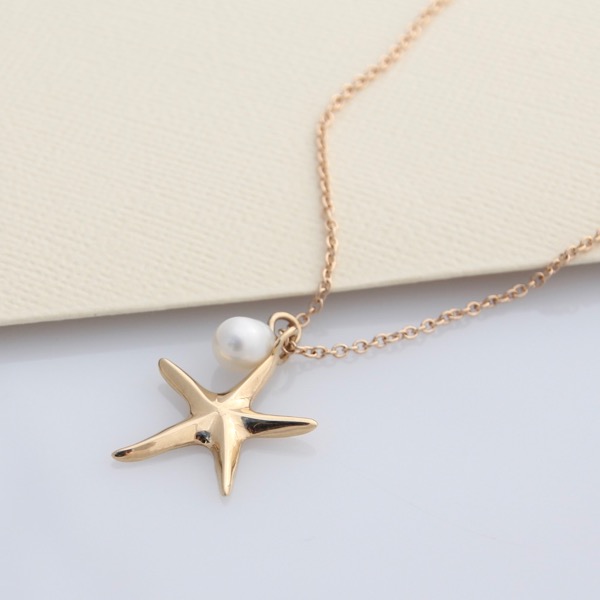 9ct Gold Starfish Necklace