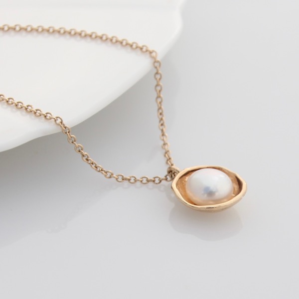 Pearl Cap Necklace - 9ct Gold