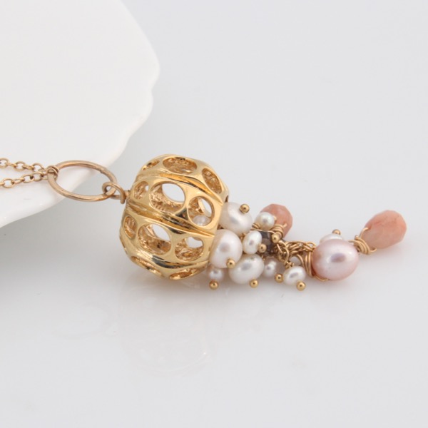 Gold Jellyfish Necklace - Peach