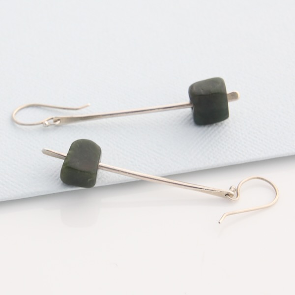 Pounamu Drop Earring - Sterling Silver