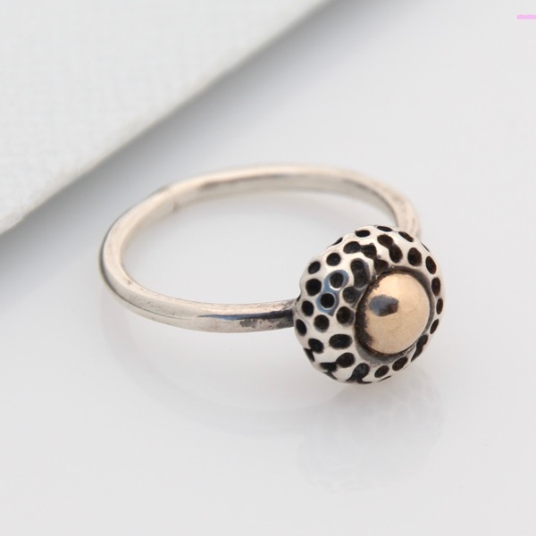 Kina Ring with Gold Cabochon