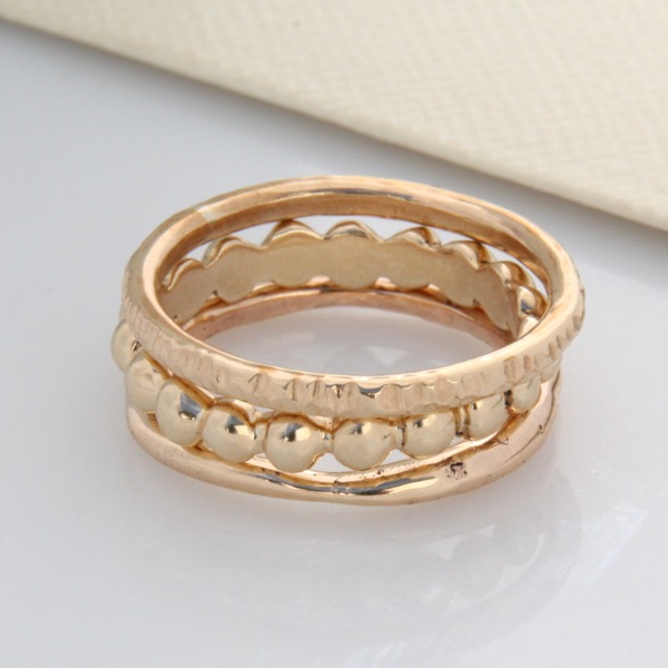 Pebble Ring - 9ct gold