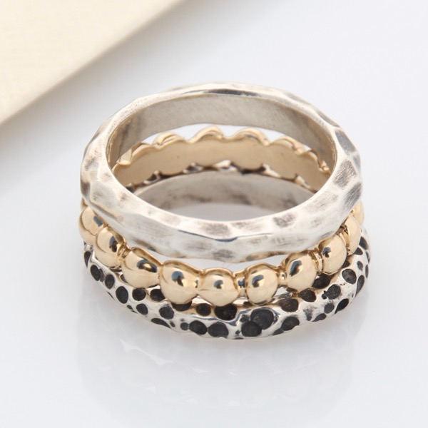 Pebble Ring - 9ct gold