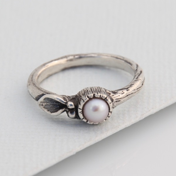 Mini Floral Solitaire with Freshwater Pearl
