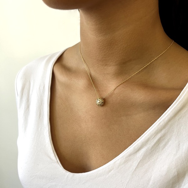 9ct Gold Organic Circle Pendant Necklace – Wild Fawn Jewellery